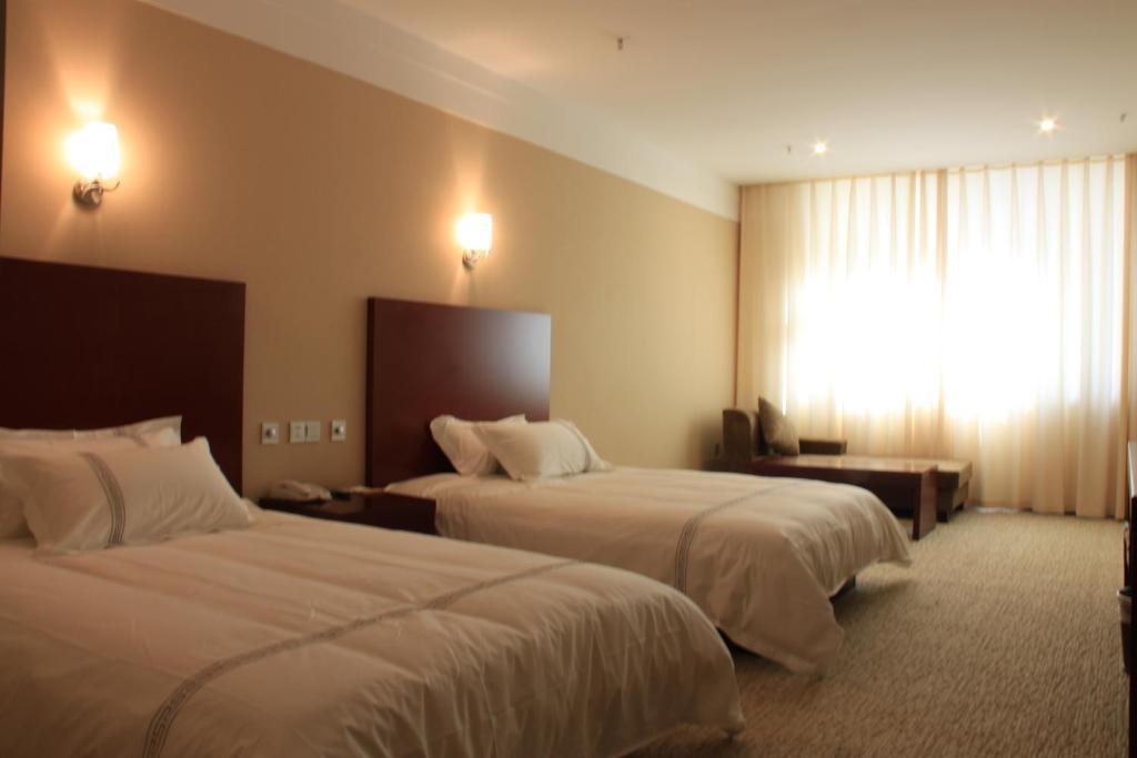 Zhou Wang Cheng Hotel 뤄양 객실 사진